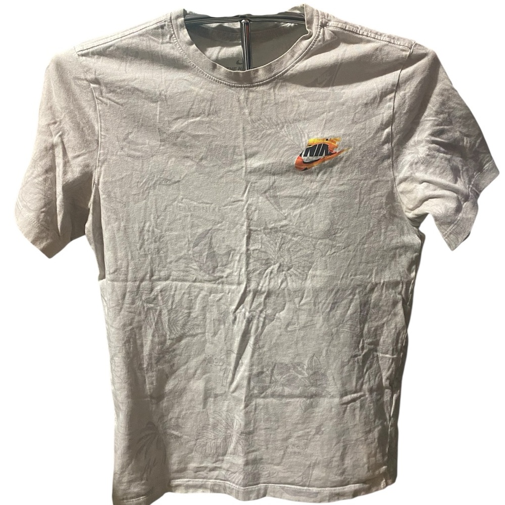 Nike Men's Off-White Short Sleeve Tee with Logo